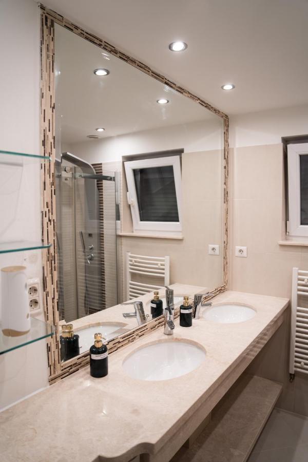 Ultracentral Golden Apartament 1 سوتْشافا المظهر الخارجي الصورة